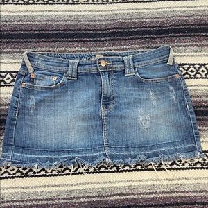 Vintage Y2K Refuge Premium Denim Mini Jean Skirt Low Rise Frayed 34” Size 11